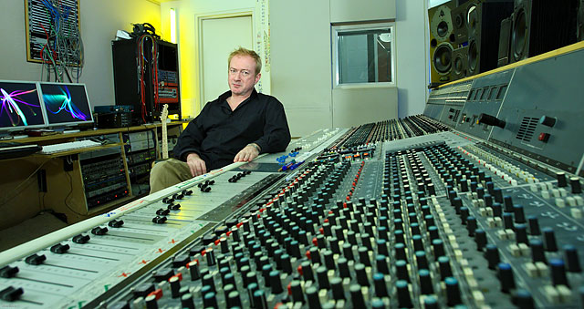 music recording studio equipment, video tours and record producer feature